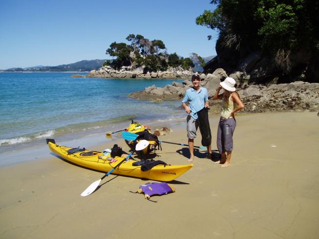 Kayac sur une plage de Nelson